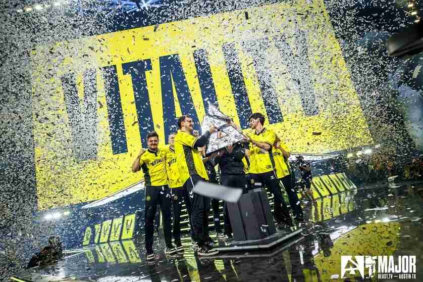 Топ-5 самых популярных турниров CS2 2025 года