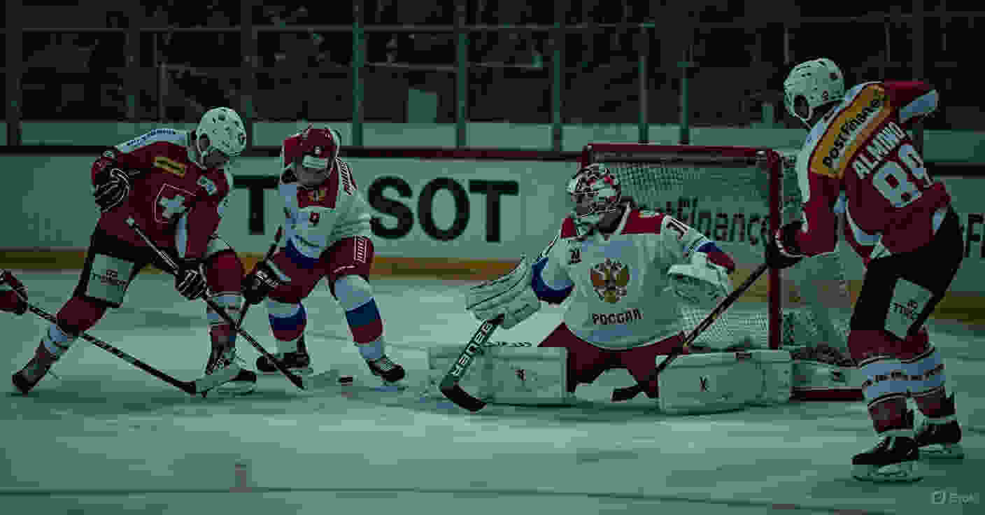 Проброс в хоккее: правило, которое изменило игр